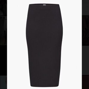 Aritzia Wilfred Skirt